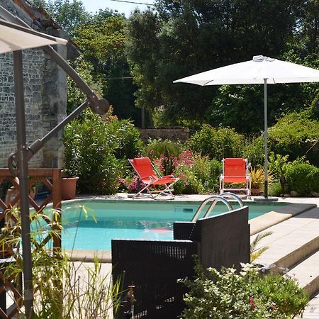 La Closerie Bed and Breakfast Nercillac Exteriör bild